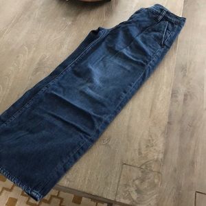 Size 25 reg Gap jeans